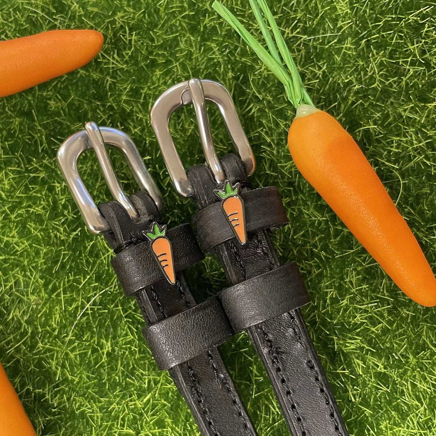 Carrot - Spur straps