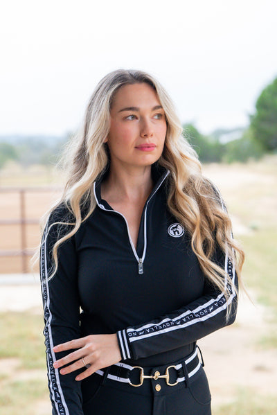 The Novella Sport Mid-Weight Quarter Zip