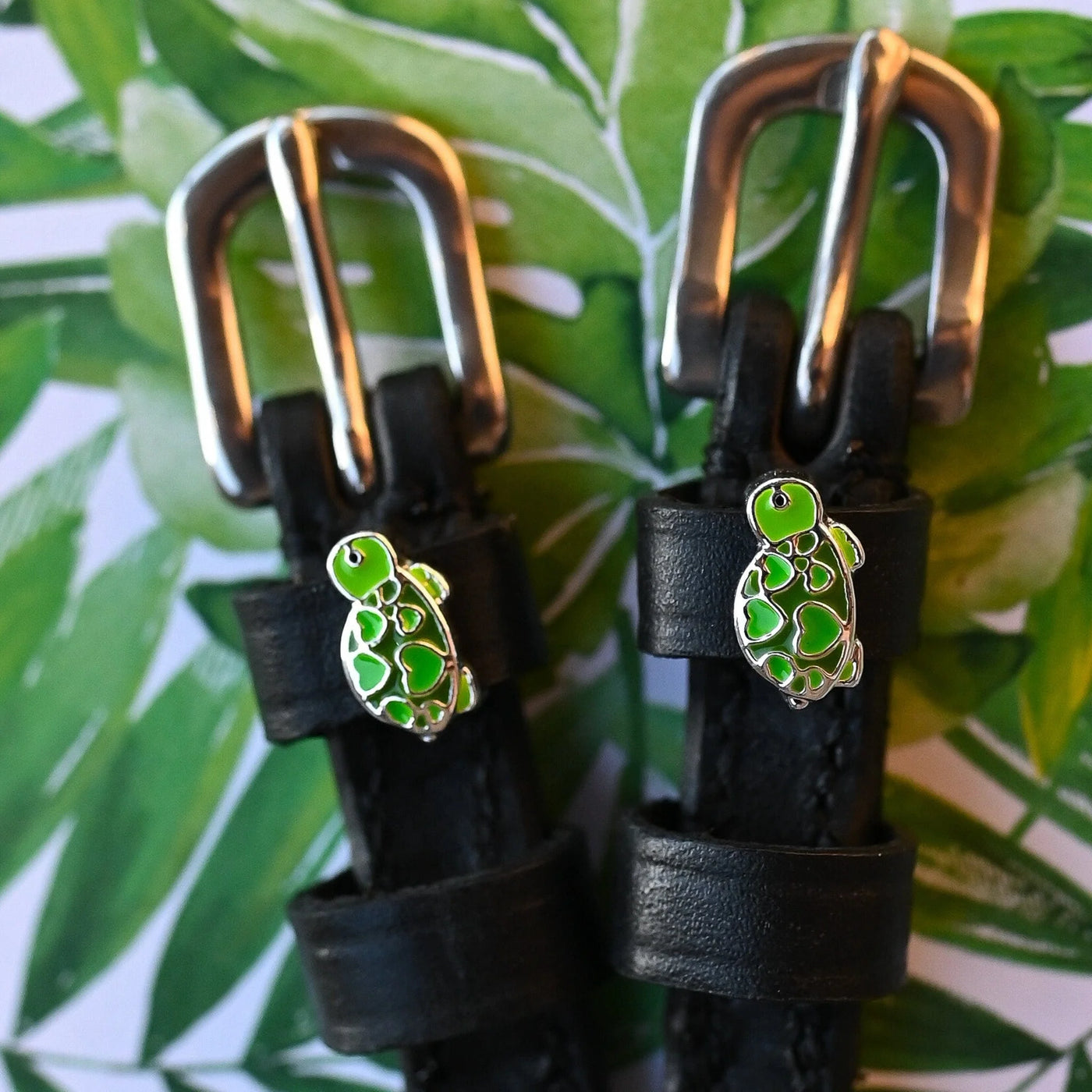 Turtle Hearts Spur Straps